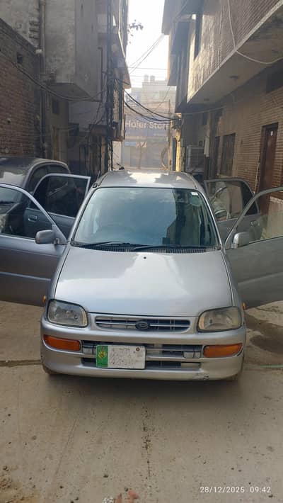 Dihastu coure 2006 model silver urgently sale automatic transmission