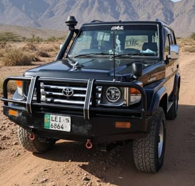 Toyota Land Cruiser Jeep