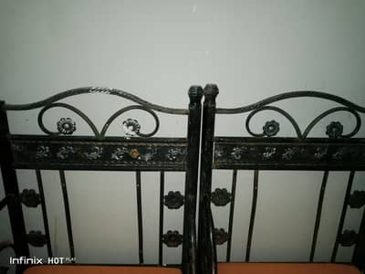 iron ka 5 seater sofa