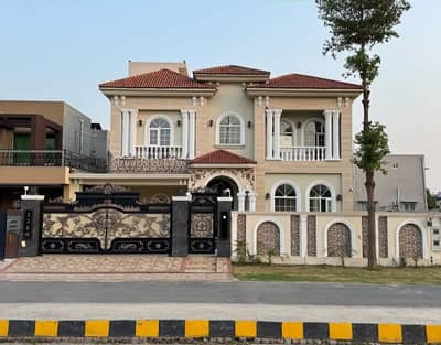 1 Kanal Brand New Luxury House Available For Rent