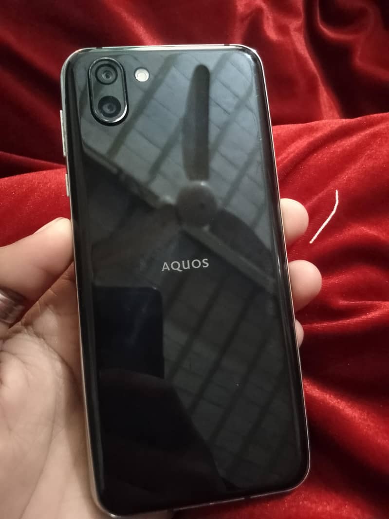 Sharp aquos R2 2