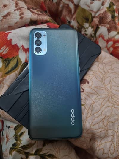 OPPO Reno 4