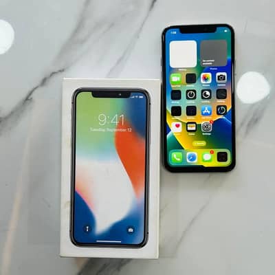 Iphone x 256gb with complete box whatsapp number 03202367705