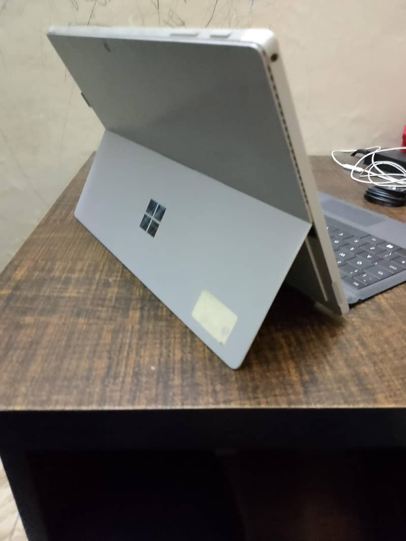 Microsoft Surface Pro 4 Tab 4
