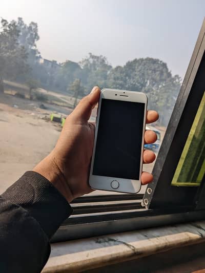 iPhone 7 pta approved