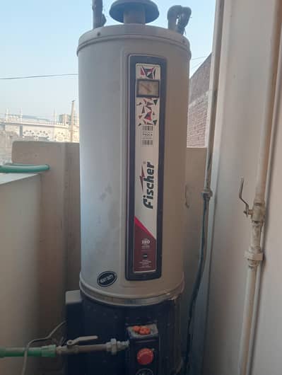 Fischer Hybrid Electric Gas Geyser 35 Gallon conical baffle