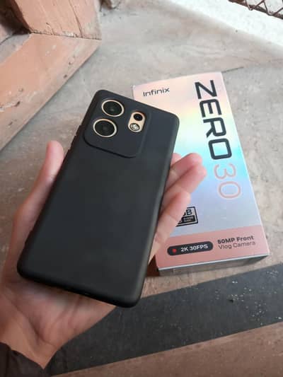 argent sell infinx zero 30 8+8 256gb all ok seald fone