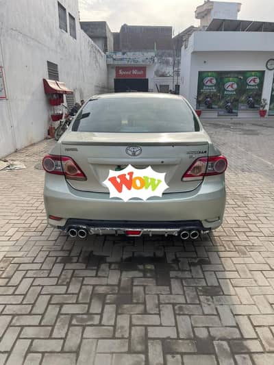 Model 10 chat pillar janwan