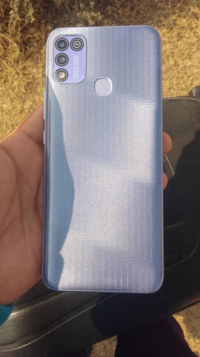 Infinix hot 11 play 4+64 gb Good battery timing ,,