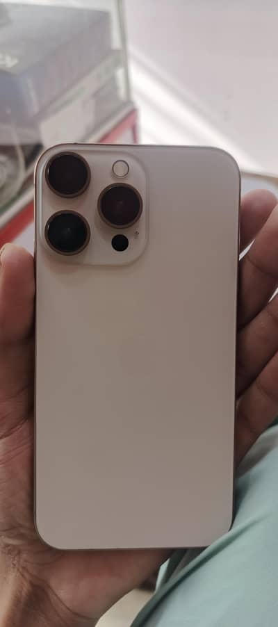 I phone Xr 64 GB convert 16 pro