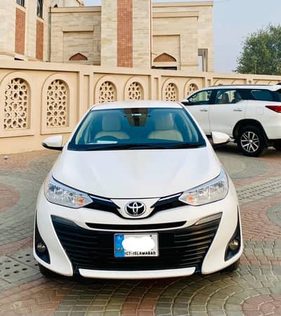 Toyota Yaris 2022 full option 1.5 ATIV 56000 kms  only like new car