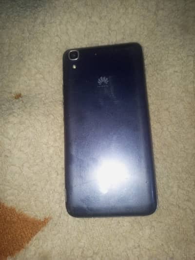 huawei y6. . . . 2015 modal. . . . board