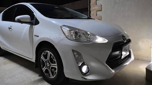 Toyota Aqua 2015