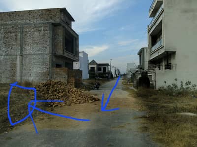 Ideal Location N Block 5 Marla 27 x 50 plot - guranteed solid land