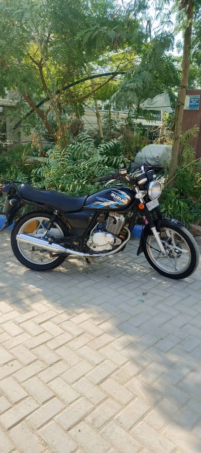 Suzuki GS 150 SE