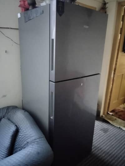 haier refrigerator 10/10 condition