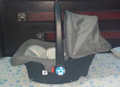 Evenflo Carry Cot – Grey