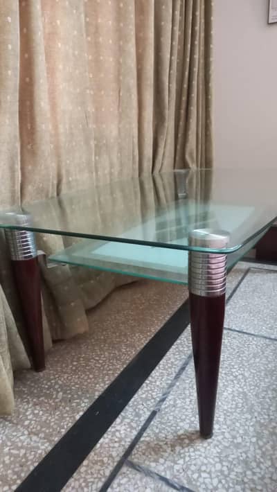 Main table With two side tables