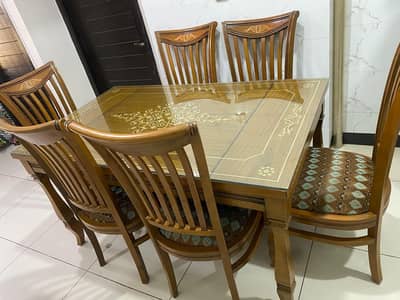 6 persons dining table for sale