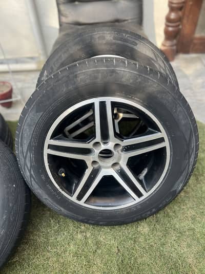ALLOY RIMS 15 inch tyres