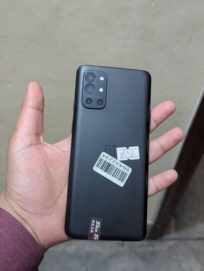 One plus 9r Exchange with google pixel 7pro only