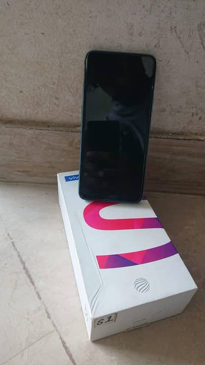 vivo s1