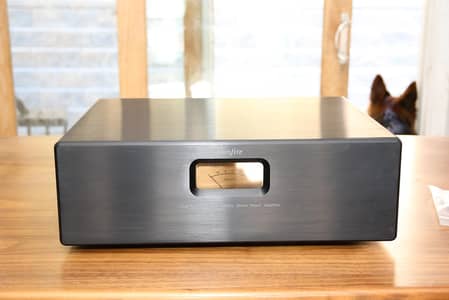 Sunfire audio file grade HiFi power amplifier