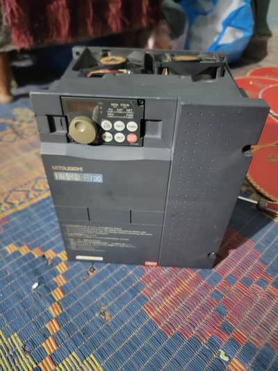 Mitsubishi 3 face inverter