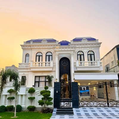 Prime Location DHA 9 Bungalow 10 Marla, 5 Min from Dolmen Mall & Ring Road