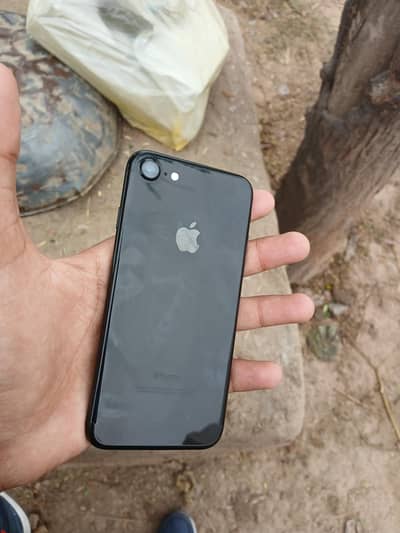 I Phone 7 For Sale | Read Description