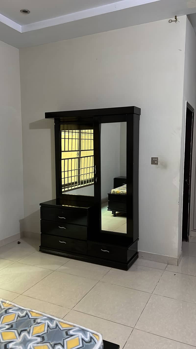 King Size Bed Set with Side Table and Almari 0