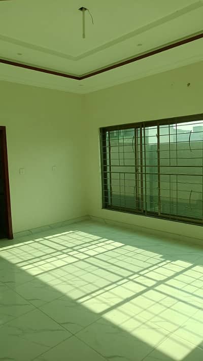 3 MARLA BARND NEW GROUND FLOOR PORTION FOR RENT IN JUBIEEL TOWN