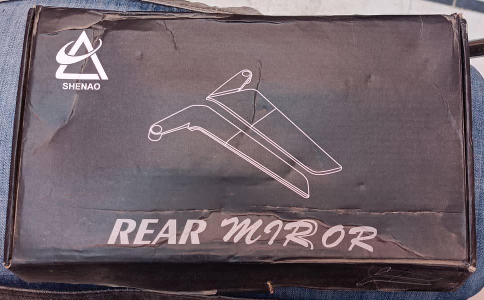 Wing Mirror's 8