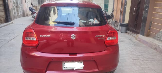 Suzuki Swift GLX CVT