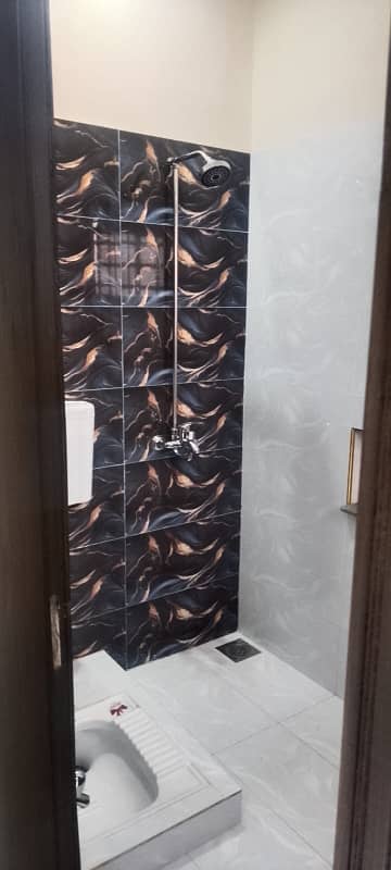 3 MARLA BARND NEW UPPER PORTION FOR RENT IN JUBIEEL TOWN