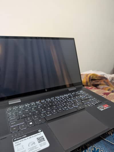 HP Envy x360 - Touch, Ryzen 5 5500 with Radeon Graphics