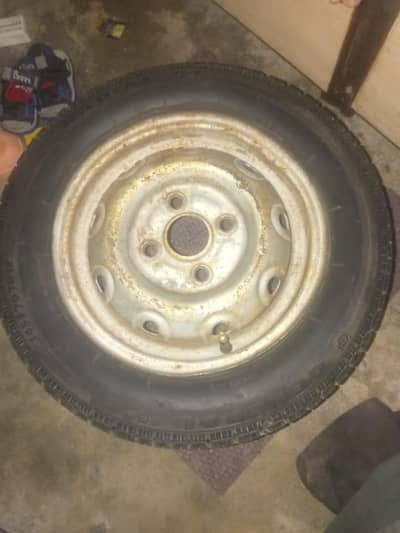 alto VXR tyre with stapney