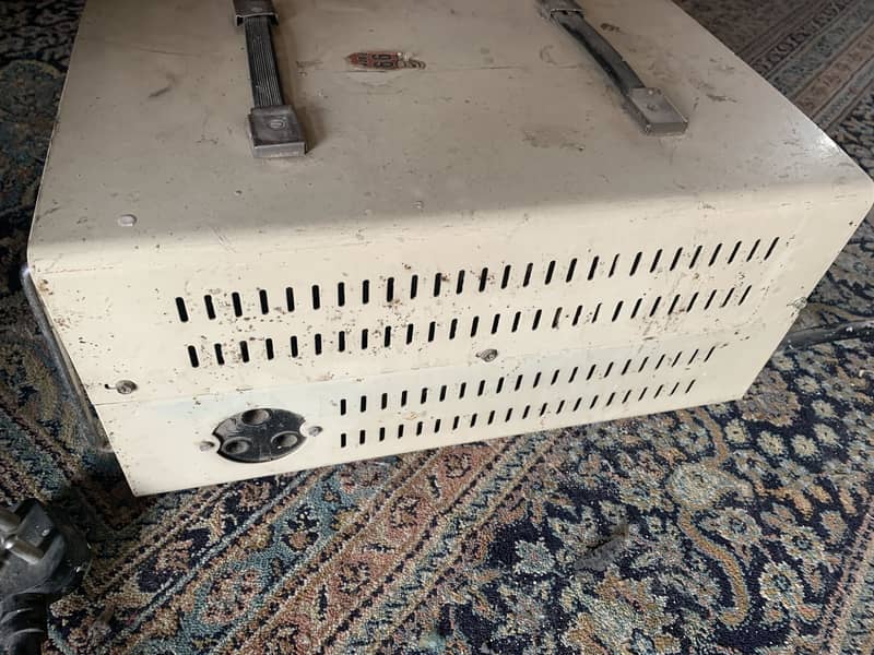 Automatic Voltage Stabilizer 7