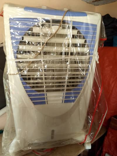 BOSS ROOM COOLER- ONLY USED FOR 2 MONTHS - 100% WORKING CONDITION