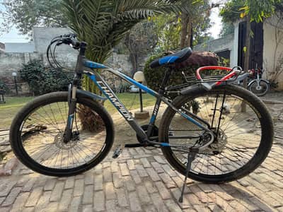 Champion Mountain Bike | Geared | Disc Brake | Front Suspension
