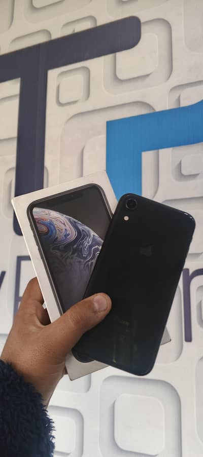 iPhone XR Non PTA sim working 128 GB condition 10/9