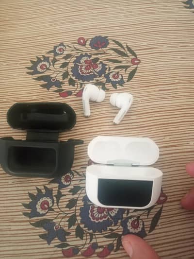 Techsters Airpods