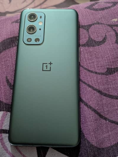 OnePlus 9 pro 12gb Ram 256gb memory