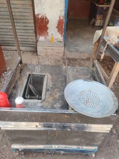 CHIPS COUNTER FOR SALE 6 MONTHS USE