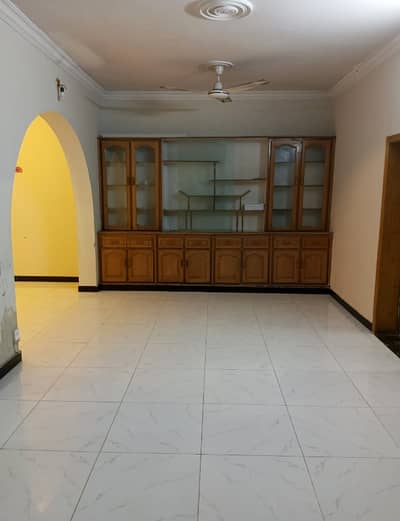 G-11 Size 30*60 Upper Portion For Rent