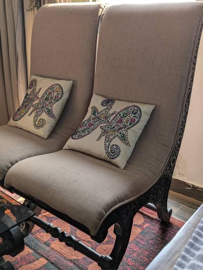 Bedroom Chairs with Table