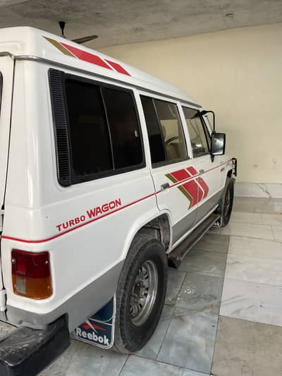 Pajero 5 door all of documents original islamabad num registration