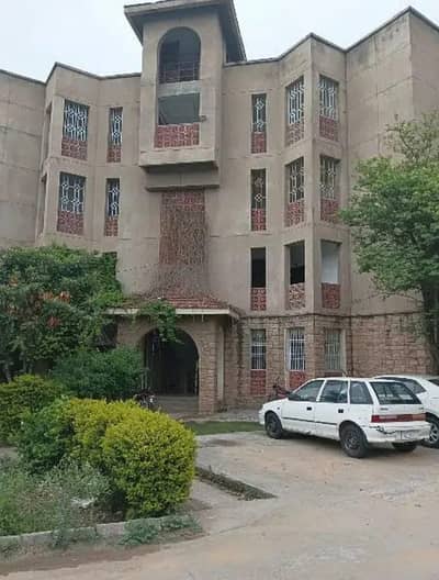 G-11/4 PHA C-Type 3rd Floor Flat For Sale