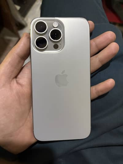 iPhone 15 pro max 256/JV