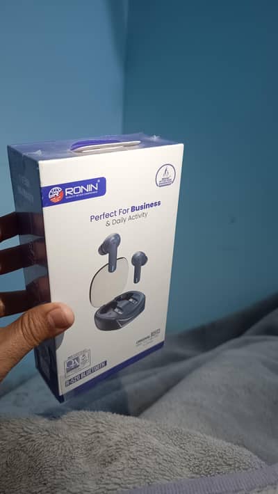 Ronin R-520 Bluetooth ear buds New box pack  for sell,